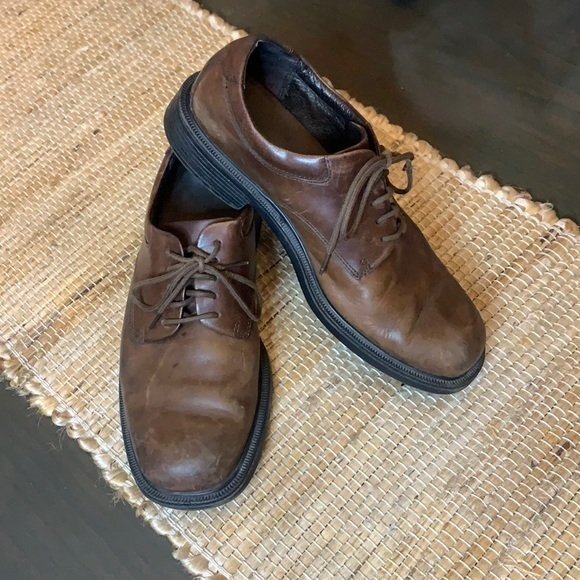 Dockers Brown Leather Dress Shoes size 7
